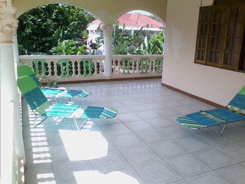 Dolphin Bay Yoga Guest House Drapers Εξωτερικό φωτογραφία